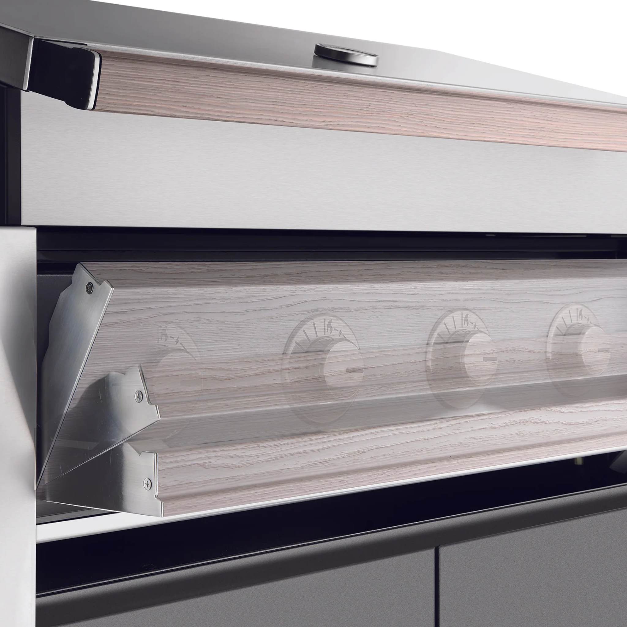 BeefEater 1500 Series - 3 Burner Built In BBQ